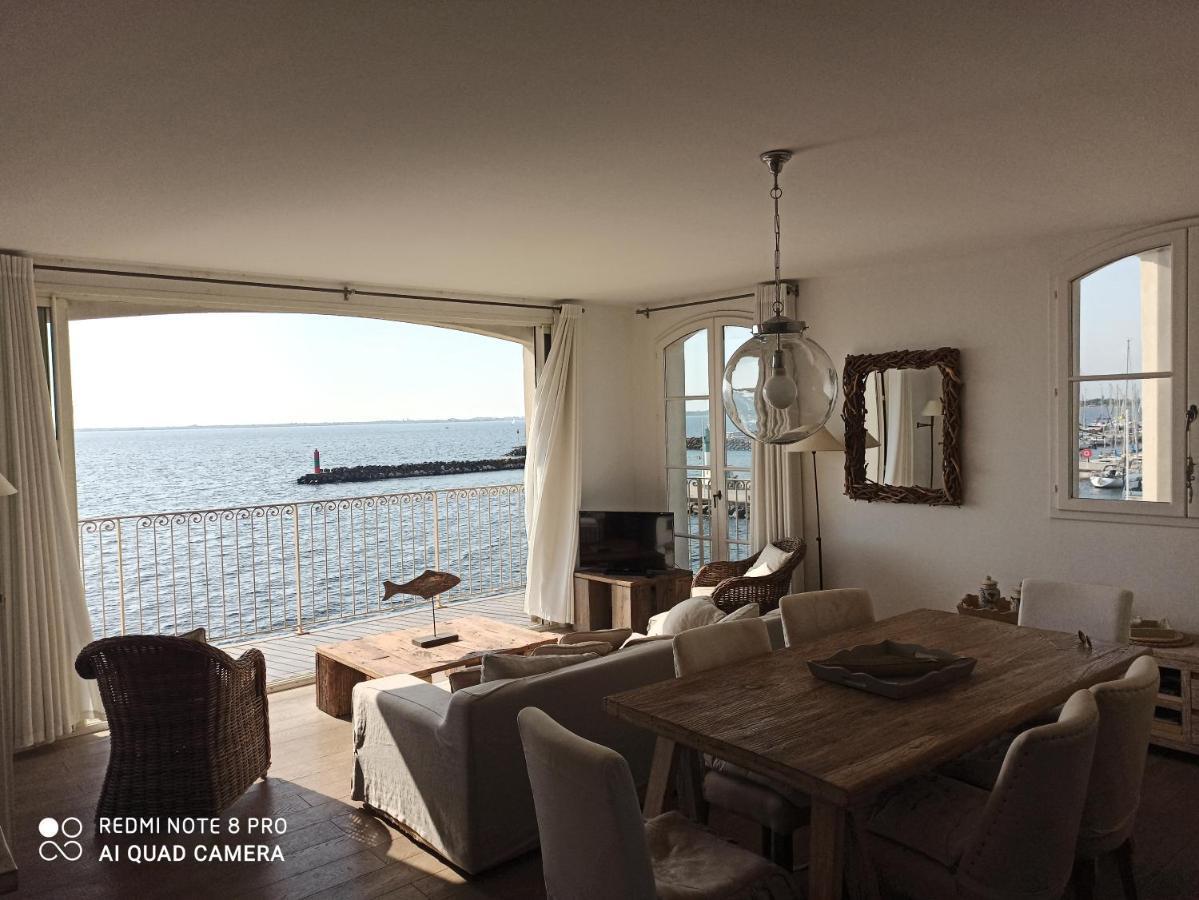 Ferienwohnung Port rive gauche Oyat Marseillan  Exterior foto
