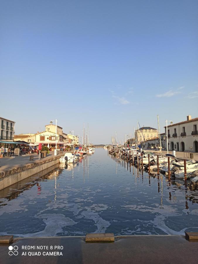 Ferienwohnung Port rive gauche Oyat Marseillan  Exterior foto