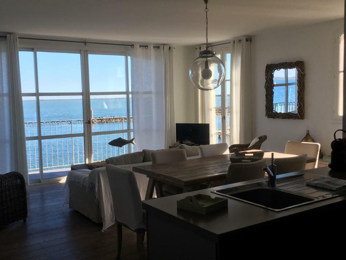 Ferienwohnung Port rive gauche Oyat Marseillan  Exterior foto